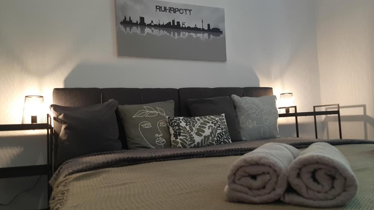 Gockel Homes 1 - Zentral Mit Balkon & Netflix Эссен Экстерьер фото